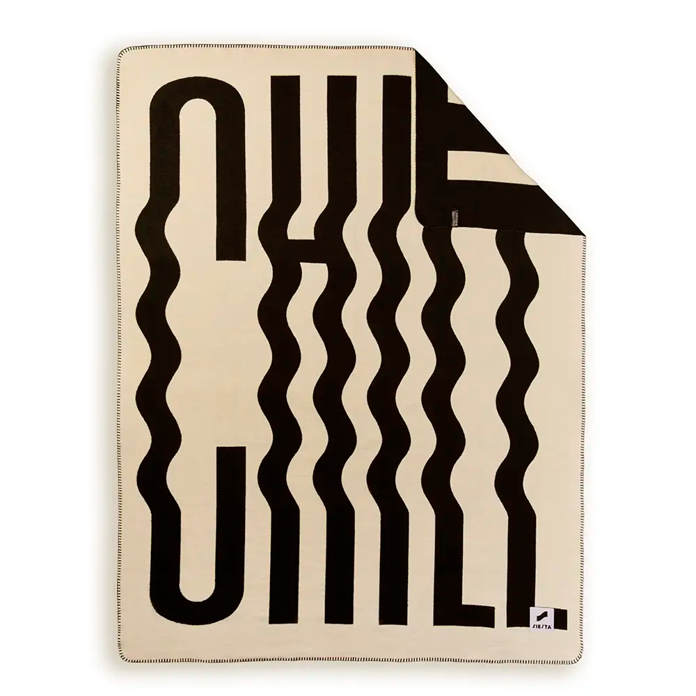 Manta negra Chill diseño minimalista